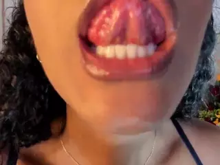 NINAGOLD's Live Sex Cam Show