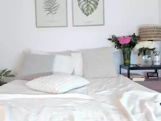 NINAGOLD's Live Sex Cam Show