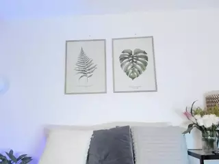 NINAGOLD's Live Sex Cam Show