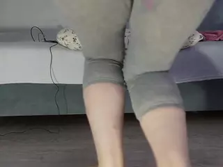 angelinaloves's Live Sex Cam Show