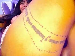 danybrunette's Live Sex Cam Show