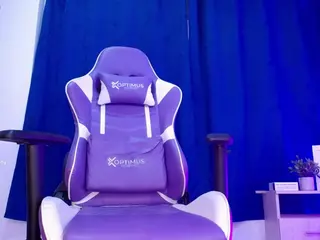 danybrunette's Live Sex Cam Show