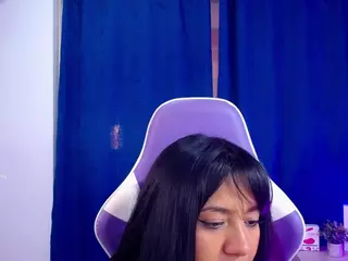 danybrunette's Live Sex Cam Show