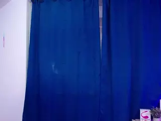 danybrunette's Live Sex Cam Show