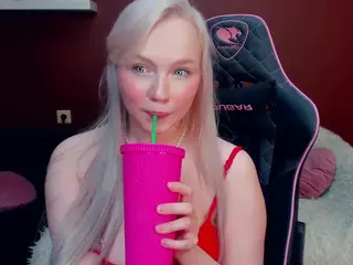 eroticnana's Live Sex Cam Show