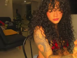 GIIA's Live Sex Cam Show