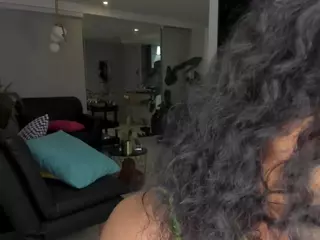 GIIA's Live Sex Cam Show