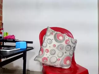 lizbigtits's Live Sex Cam Show