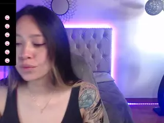 karlaflower's Live Sex Cam Show