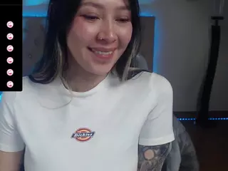 karlaflower's Live Sex Cam Show