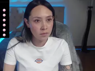 karlaflower's Live Sex Cam Show