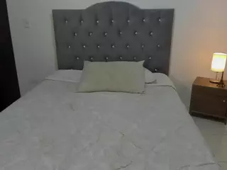 nataliehall's Live Sex Cam Show