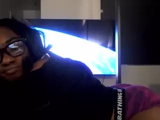 Pyteee's Live Sex Cam Show