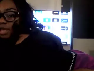 Pyteee's Live Sex Cam Show