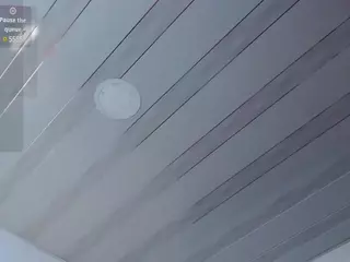 summerelletra's Live Sex Cam Show