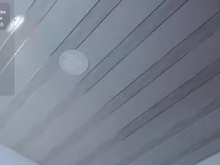 summerelletra's Live Sex Cam Show