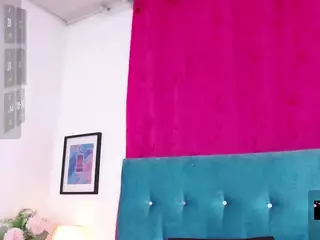 summerelletra's Live Sex Cam Show