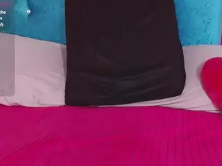 summerelletra's Live Sex Cam Show