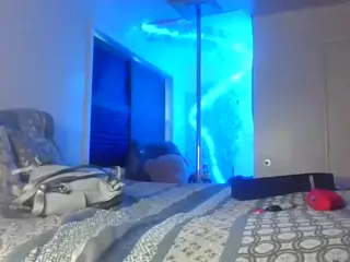 antonettekiki's Live Sex Cam Show