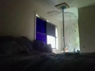 antonettekiki's Live Sex Cam Show