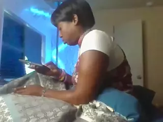 antonettekiki's Live Sex Cam Show