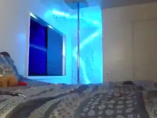 antonettekiki's Live Sex Cam Show