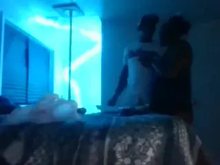 antonettekiki's Live Sex Cam Show