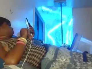 antonettekiki's Live Sex Cam Show