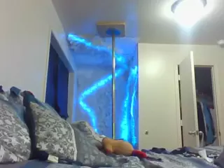 antonettekiki's Live Sex Cam Show