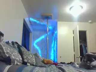 antonettekiki's Live Sex Cam Show
