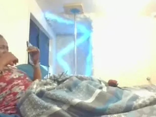antonettekiki's Live Sex Cam Show