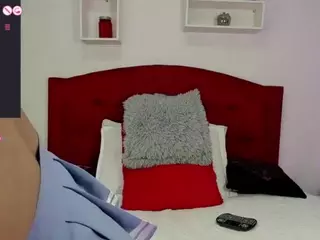 cristalkitty's Live Sex Cam Show
