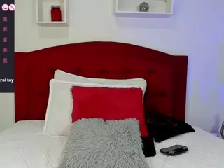 cristalkitty's Live Sex Cam Show