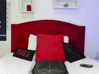 cristalkitty's Live Sex Cam Show