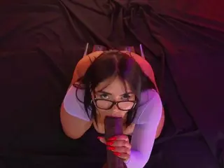Lady Brown's Live Sex Cam Show