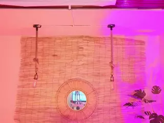 Lady Brown's Live Sex Cam Show