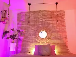 Lady Brown's Live Sex Cam Show
