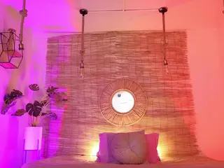 Lady Brown's Live Sex Cam Show
