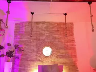 Lady Brown's Live Sex Cam Show
