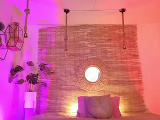 Lady Brown's Live Sex Cam Show