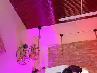 Lady Brown's Live Sex Cam Show
