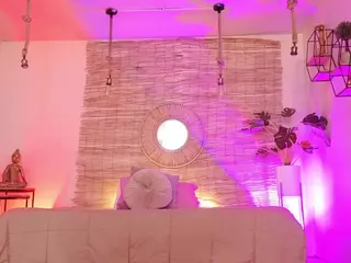 Lady Brown's Live Sex Cam Show