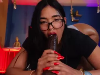 Lady Brown's Live Sex Cam Show