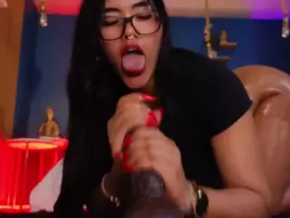 Lady Brown's Live Sex Cam Show