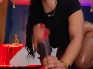 Lady Brown's Live Sex Cam Show