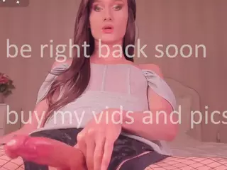 idealovnet's Live Sex Cam Show