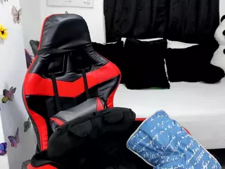 lucy's Live Sex Cam Show