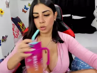 lucy's Live Sex Cam Show
