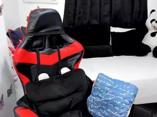lucy's Live Sex Cam Show