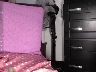 kaarlaa's Live Sex Cam Show
